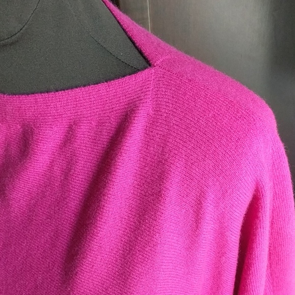 LAST DAY  ⭐Nordstrom Cashmere Pink Cape Shawl - Picture 3 of 8